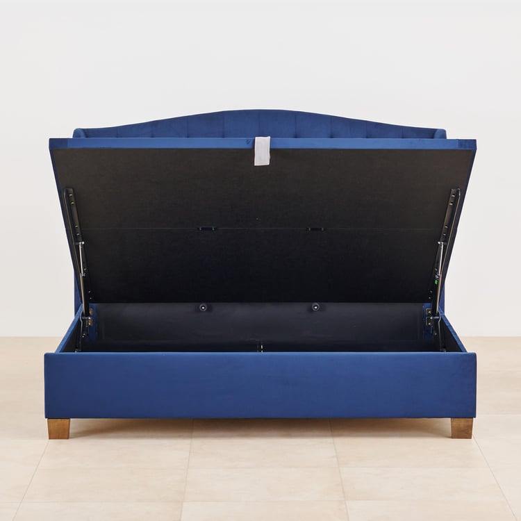 Royal Retreat Bed
