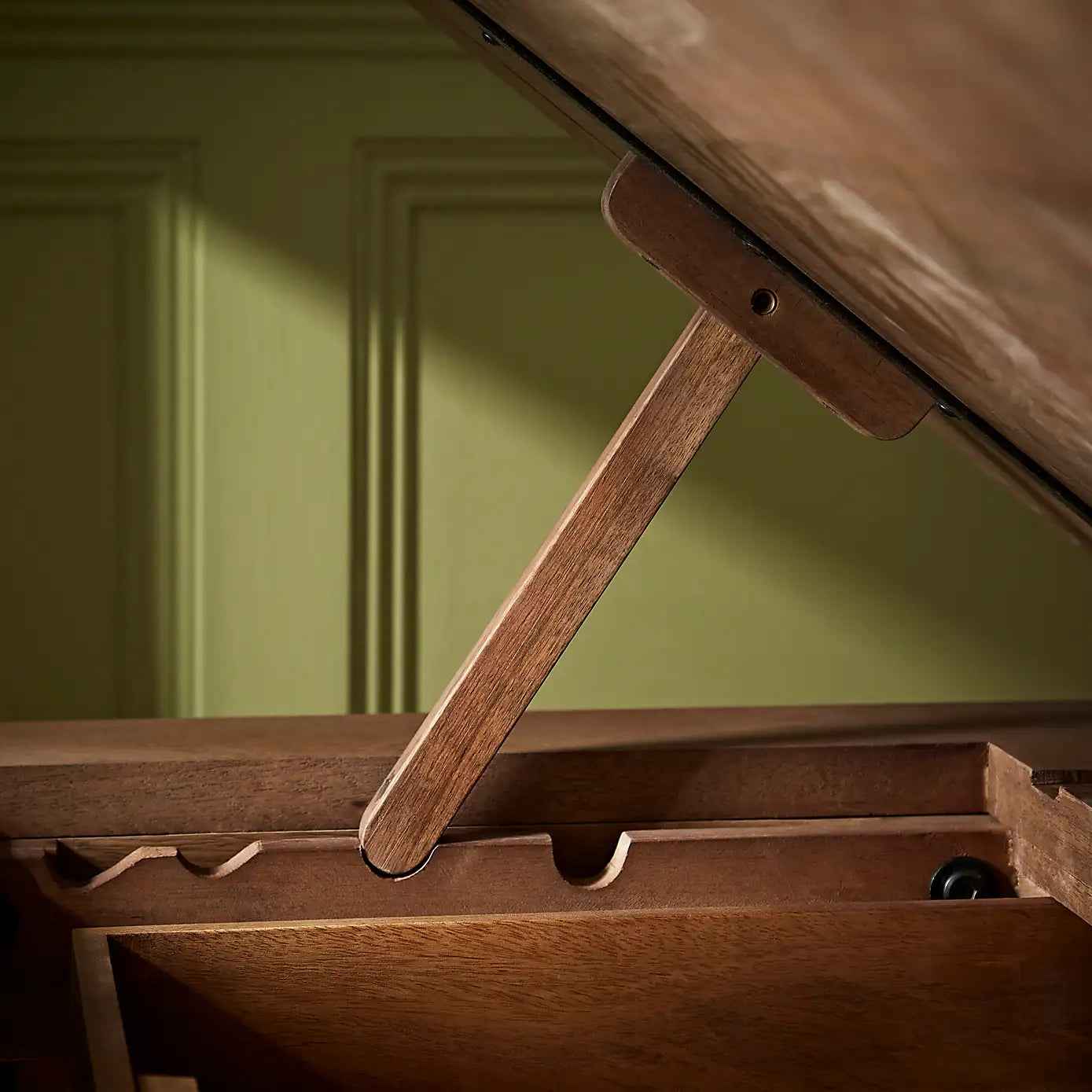Craftsman’s Drafting Desk