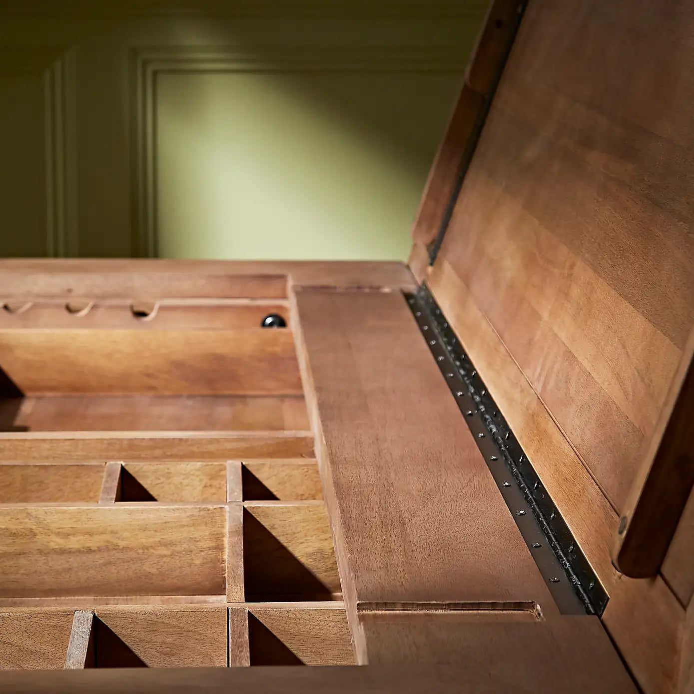 Craftsman’s Drafting Desk