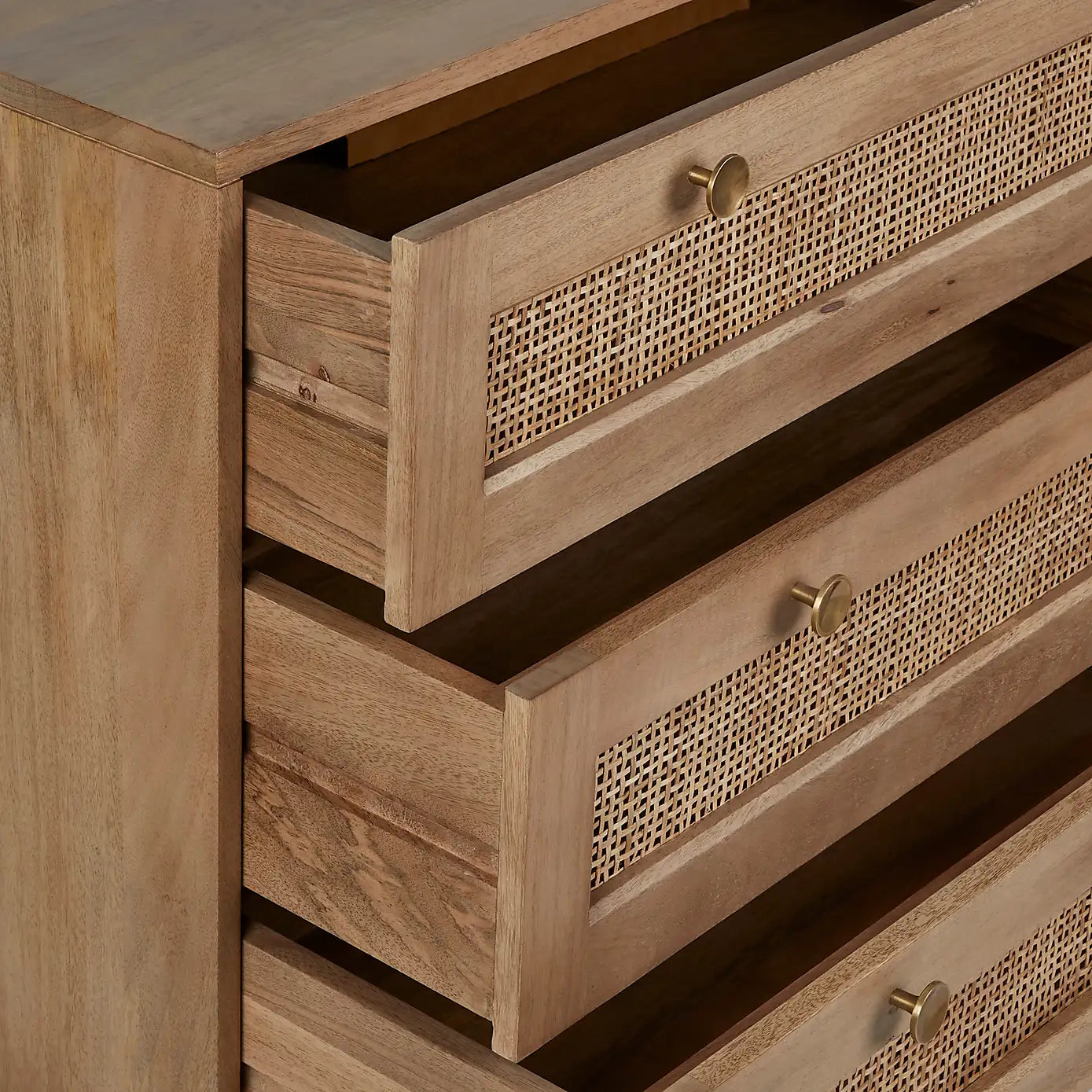 Chest of Drawer 7