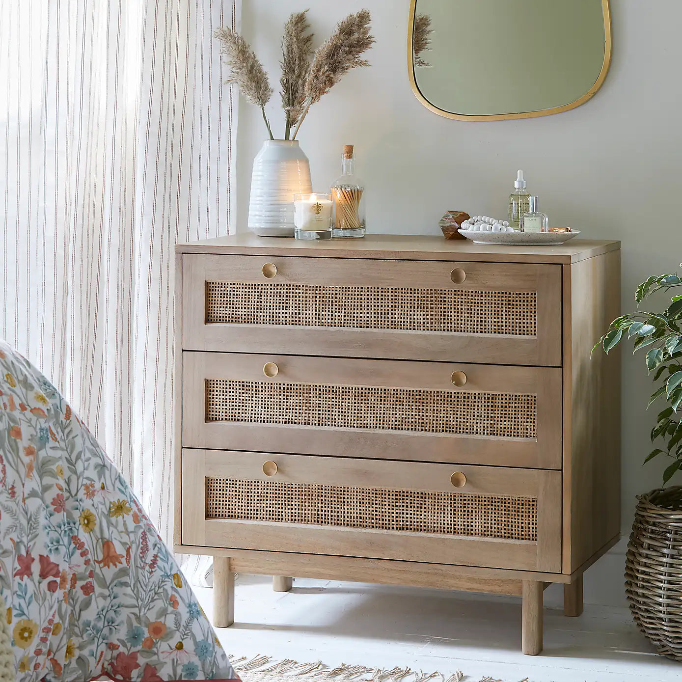 Chest of Drawer 7