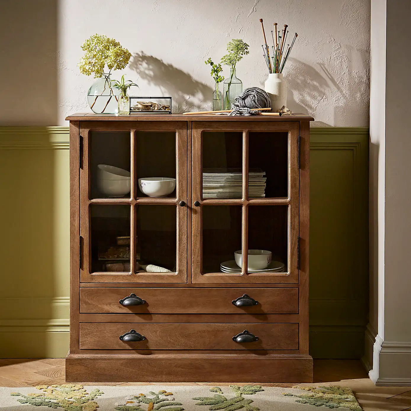 Highboard 1