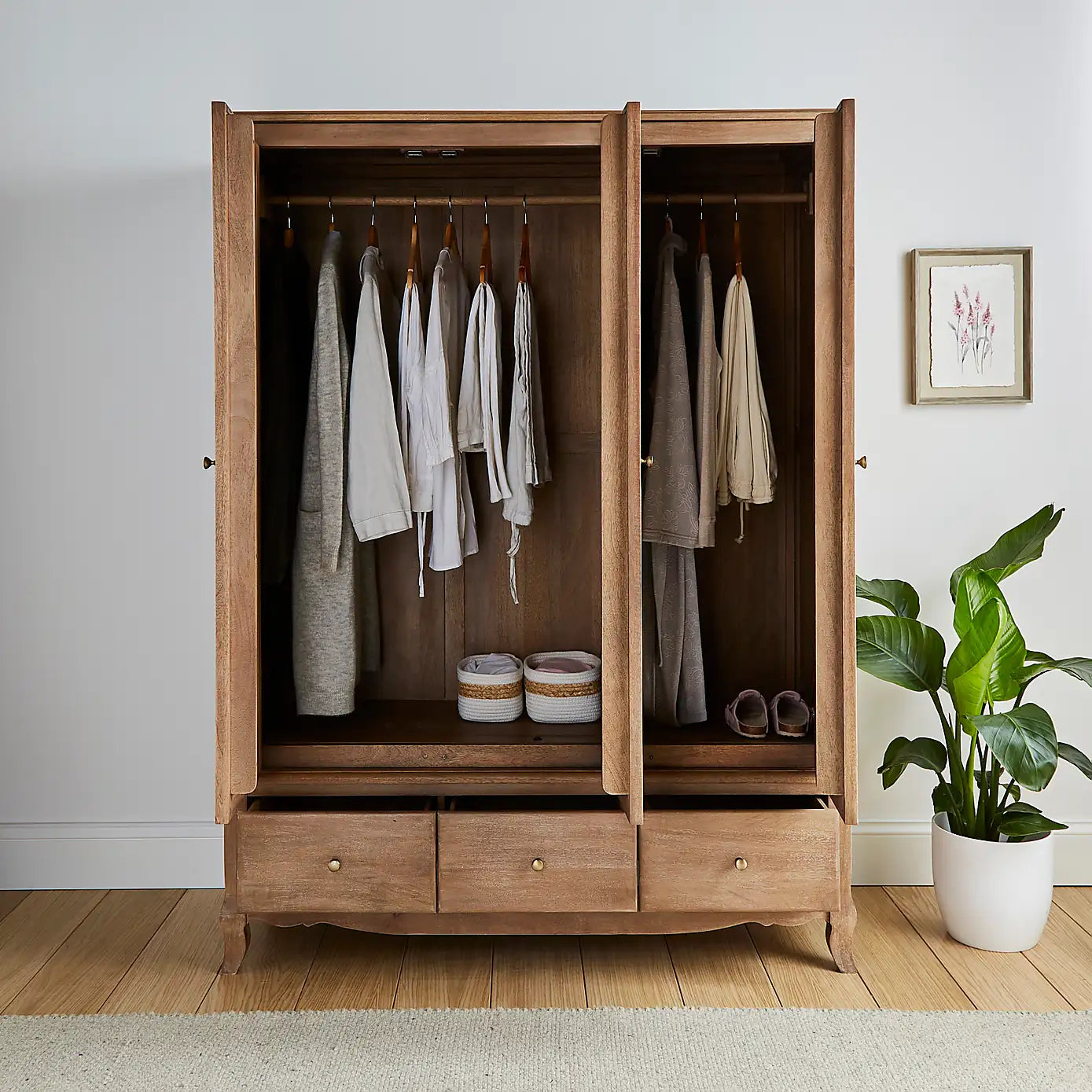 Versailles Three-Door Wardrobe