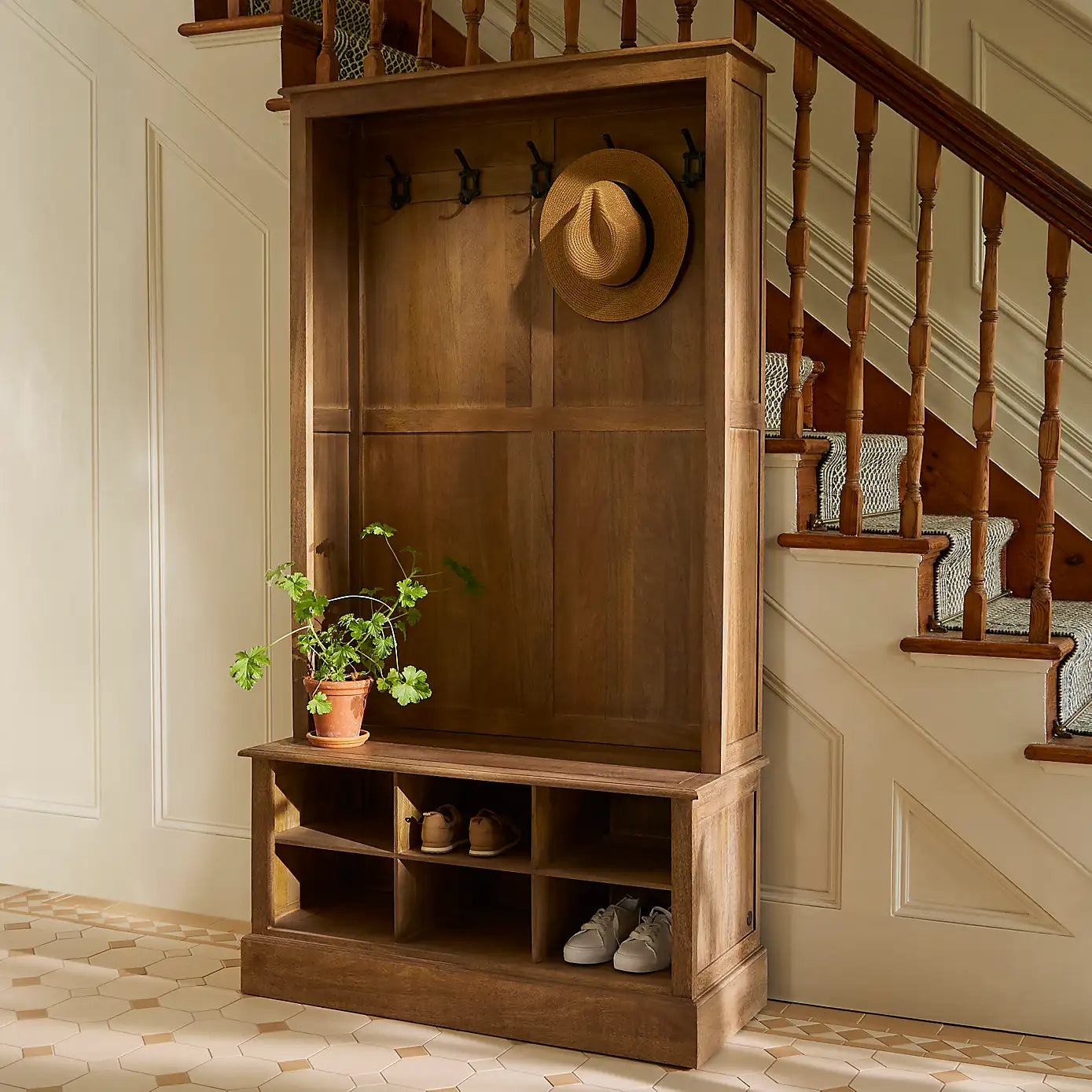 Welcoming Hallway Unit