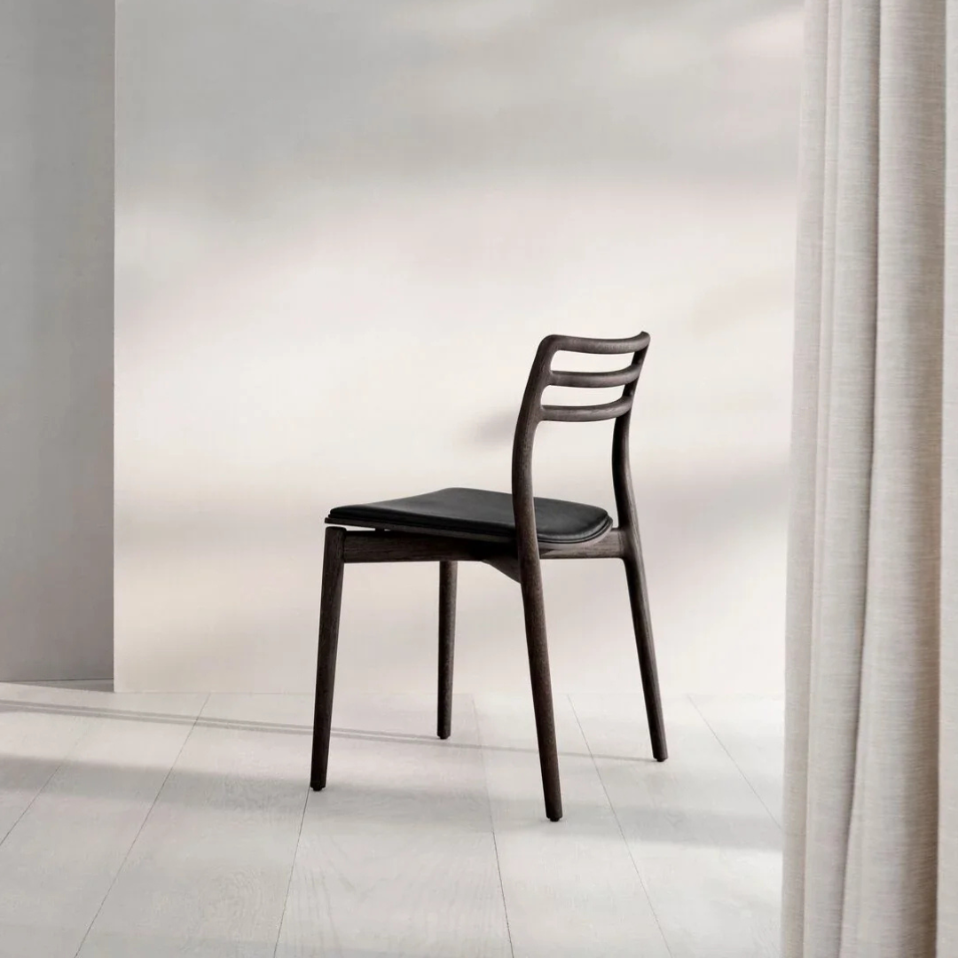 Marblecrest Round Dining Set