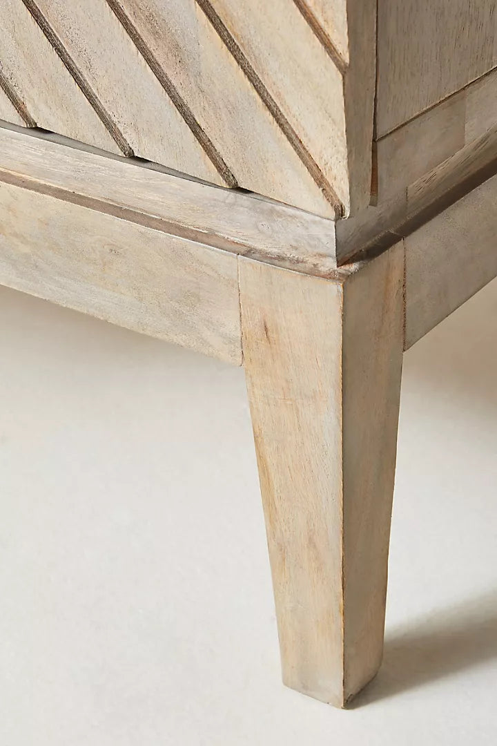Highboard 2