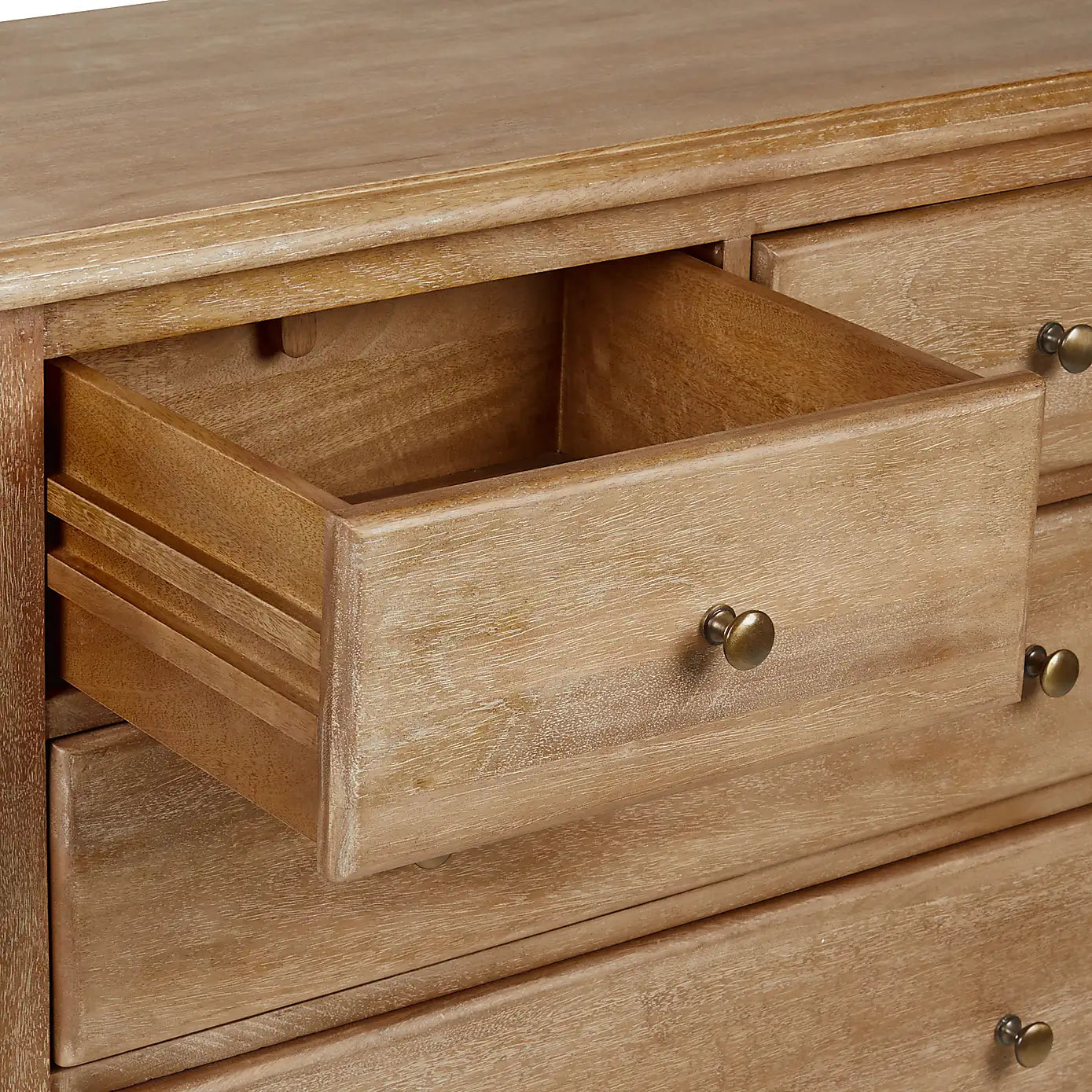 Chest of Drawer 1