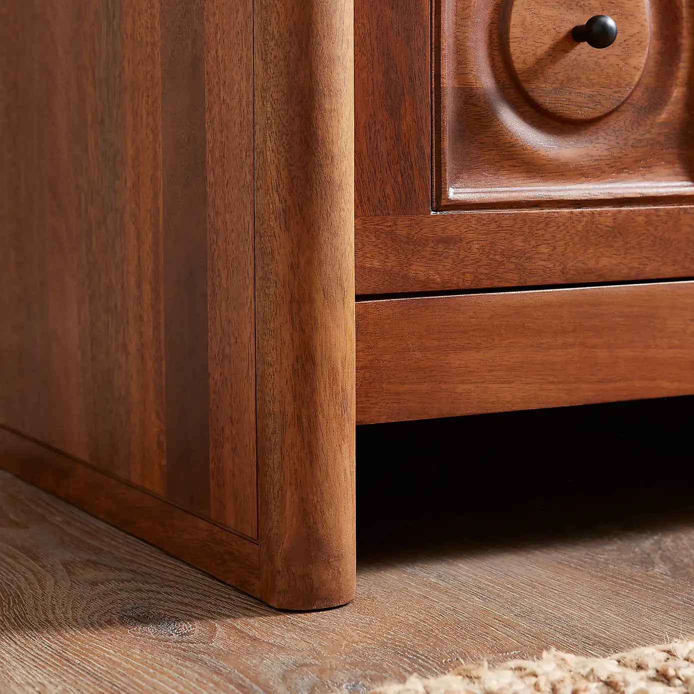 Chest of Drawer 9
