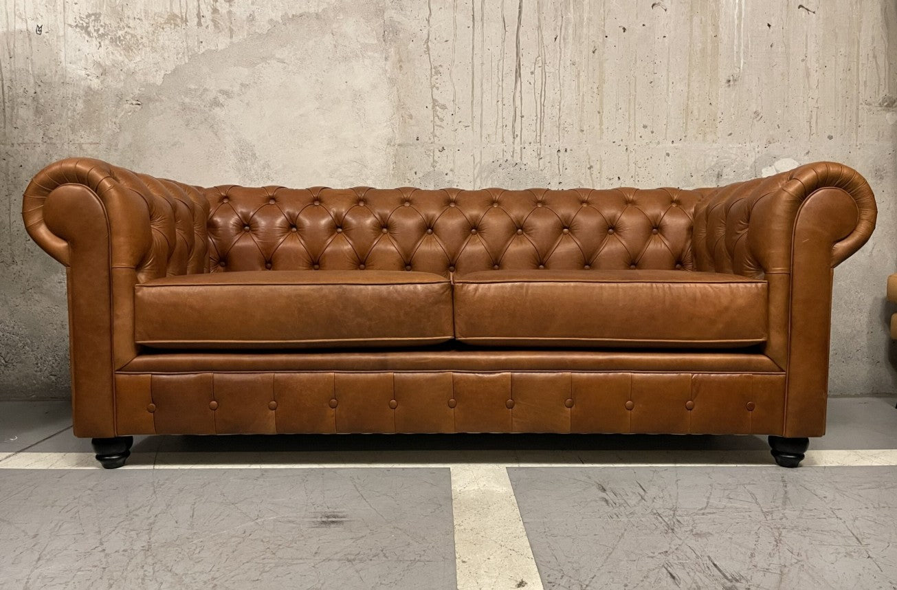 Chesterfield Echo Sofa