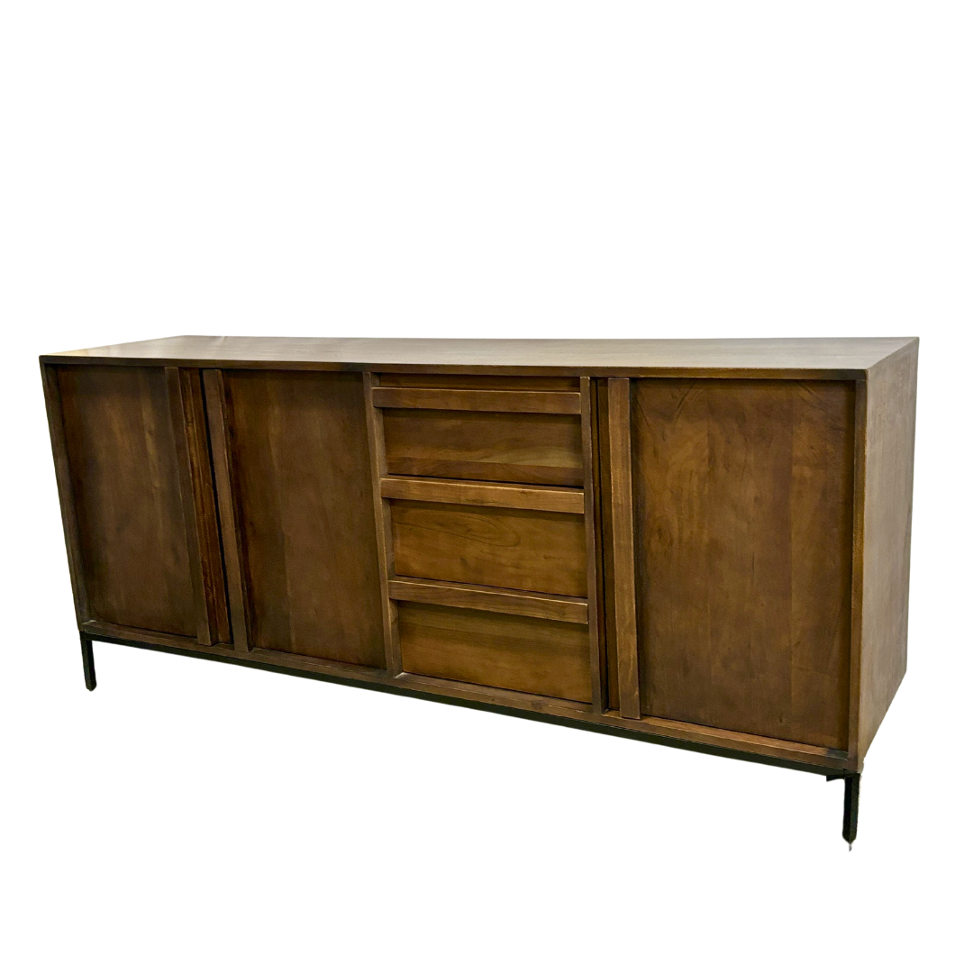 Expanse Grandeur Sideboard