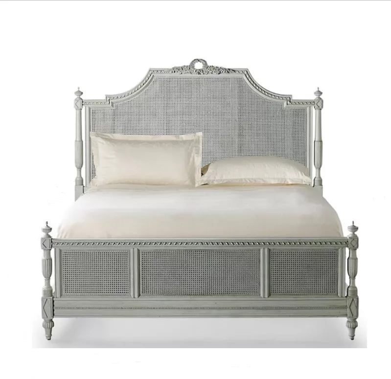 Versailles Rattan Bed